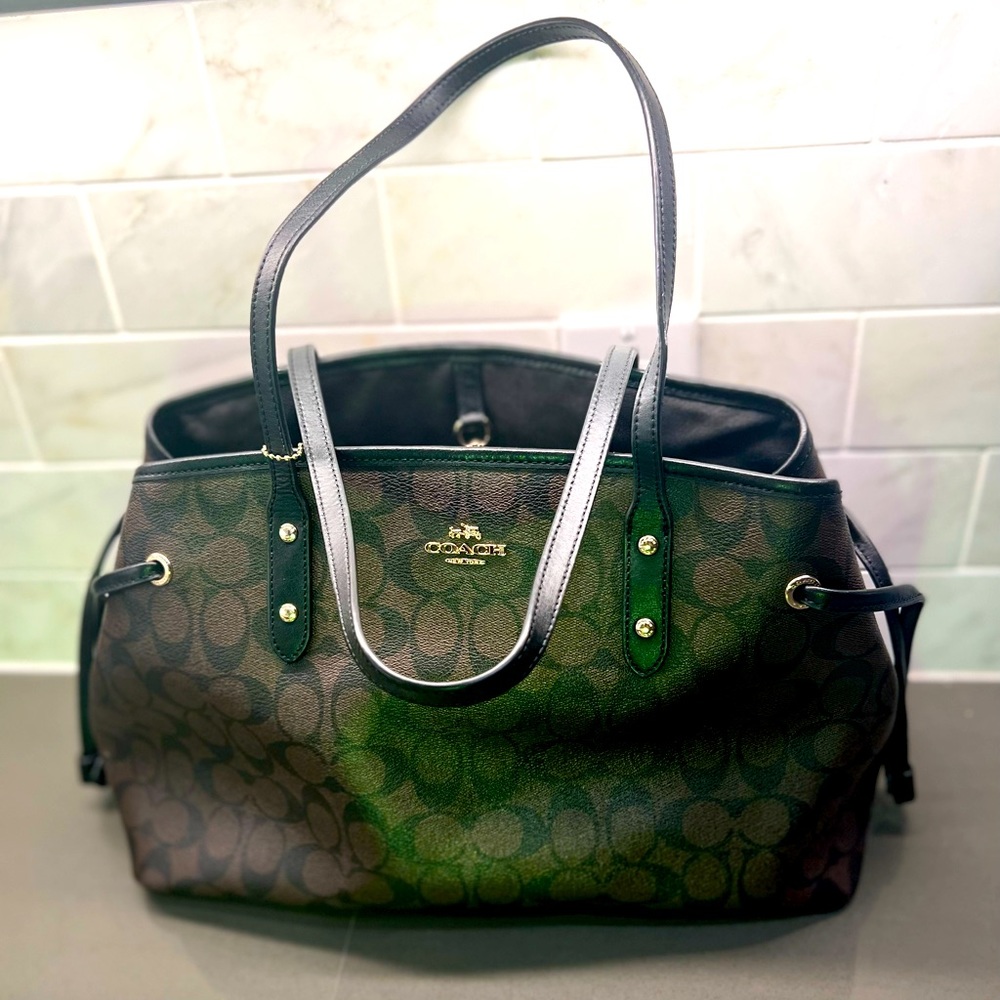 Authentic Coach Women’s PVC Drawstring Carryall Shoulder Bag F57842